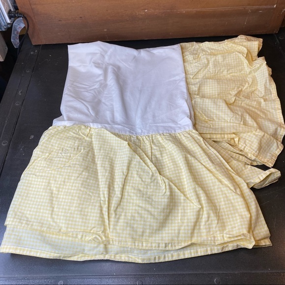 Pottery Barn Kids Yellow & White Neutral Gingham Print Crib Size Bedskirt - Picture 3 of 8